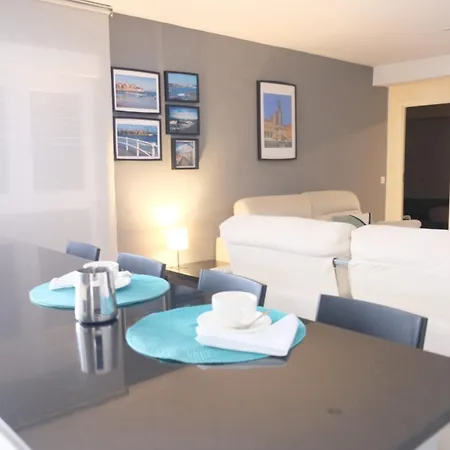 Apartament Piso Marq 2 *